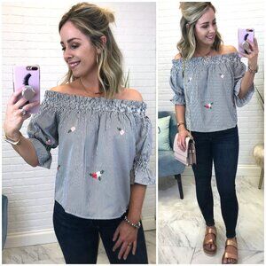 🌸 LUSH Embroidered Striped Off-Shoulder Top - Size S 🌸